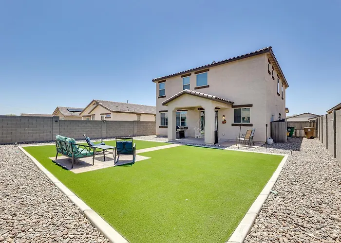 16 Mi To State Farm Stadium: Quiet Gem W/ Games Holiday home