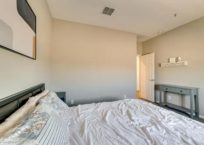 16 Mi To State Farm Stadium: Quiet Gem W/ Games Holiday home *